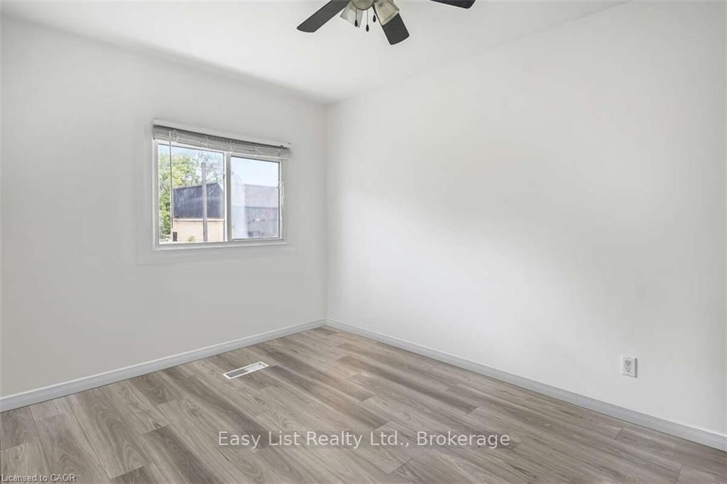 Photo 9 of 147 Burton Avenue, Barrie, Allandale — HOMEH