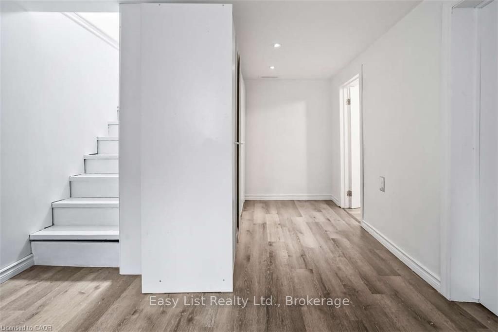 Photo 13 of 147 Burton Avenue, Barrie, Allandale — HOMEH