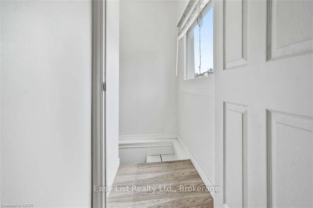 Photo 17 of 147 Burton Avenue, Barrie, Allandale — HOMEH