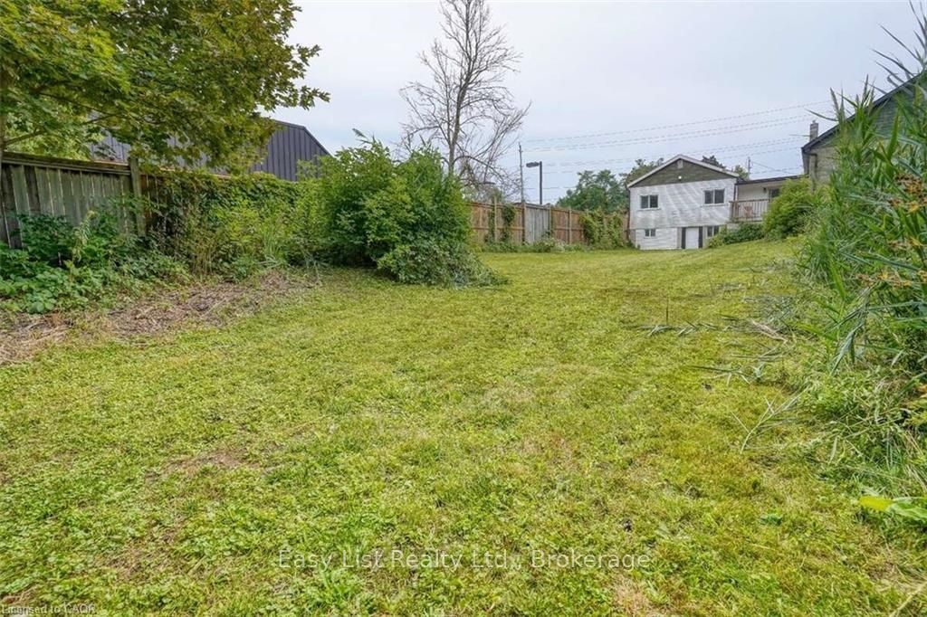 Photo 20 of 147 Burton Avenue, Barrie, Allandale — HOMEH