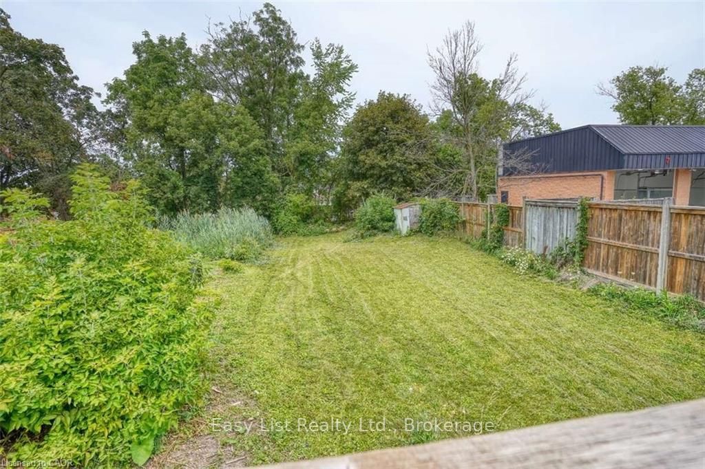 Photo 23 of 147 Burton Avenue, Barrie, Allandale — HOMEH