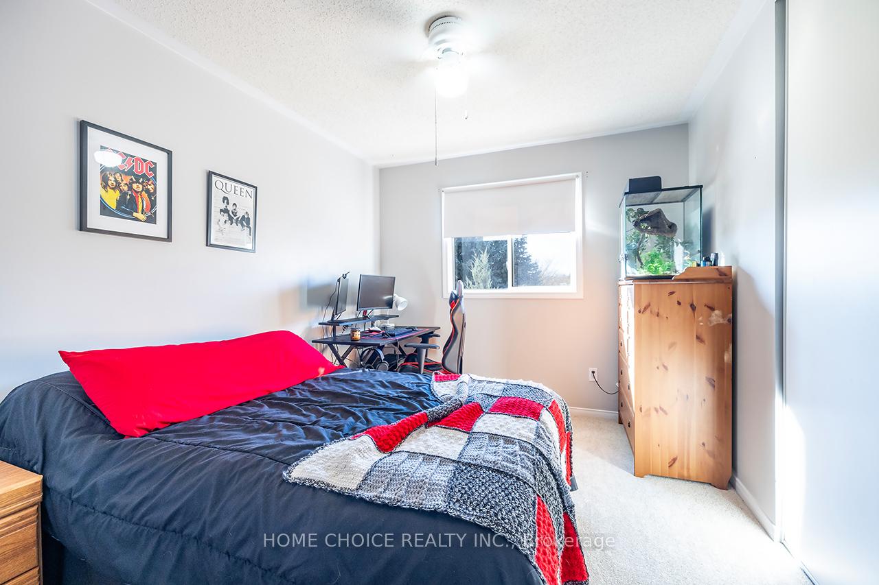 Photo 15 of 30 Edgerton Drive, Clarington, Bowmanville — HOMEH