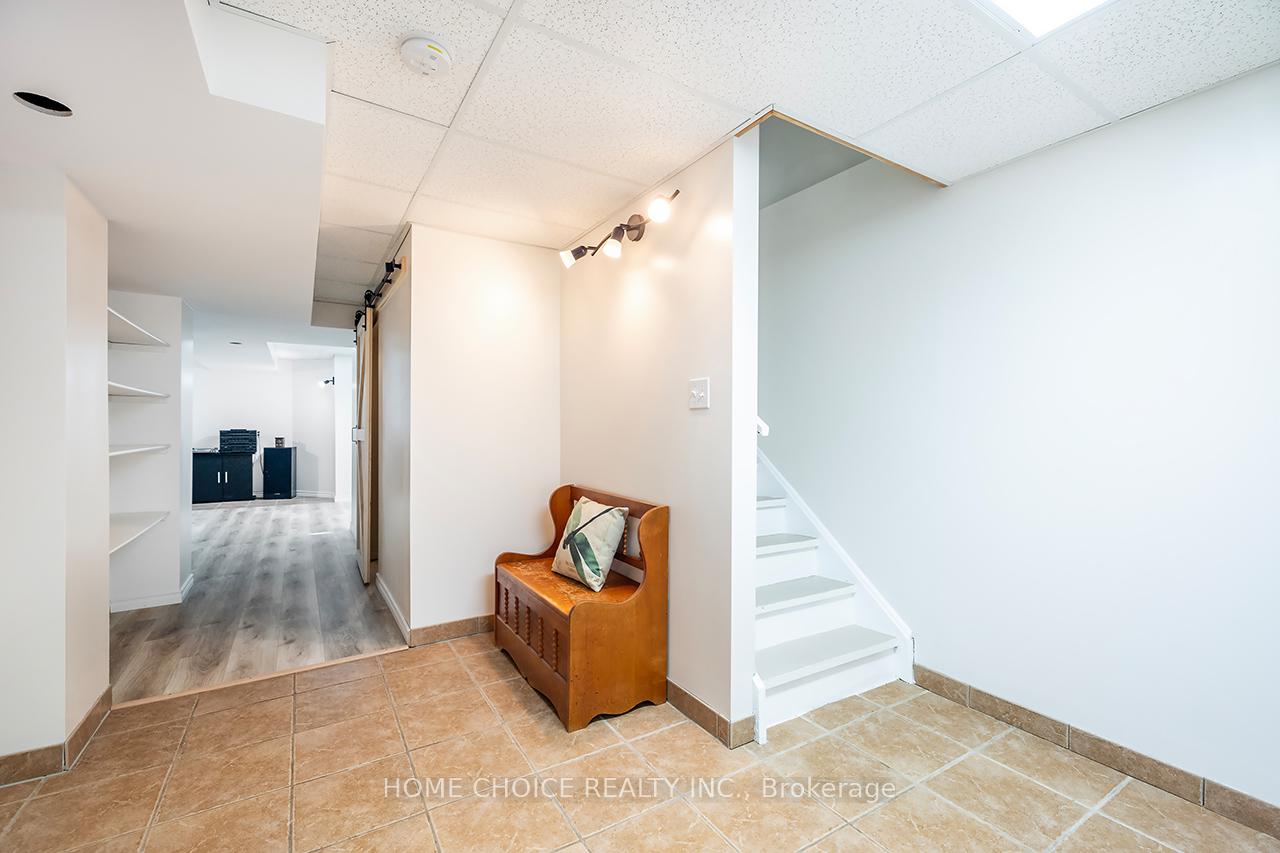 Photo 17 of 30 Edgerton Drive, Clarington, Bowmanville — HOMEH