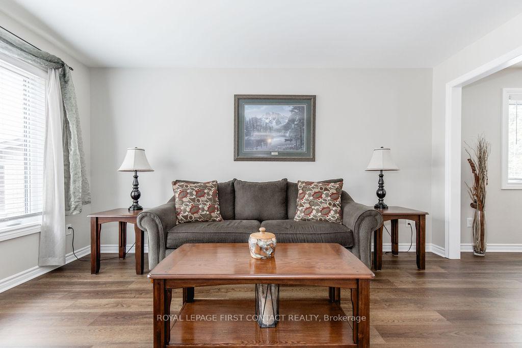 Photo 7 of 87 Stollar Boulevard, Barrie, Little Lake — HOMEH