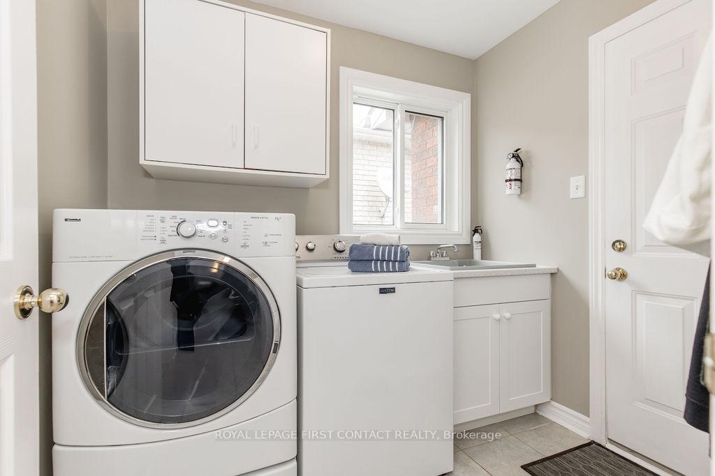 Photo 18 of 87 Stollar Boulevard, Barrie, Little Lake — HOMEH