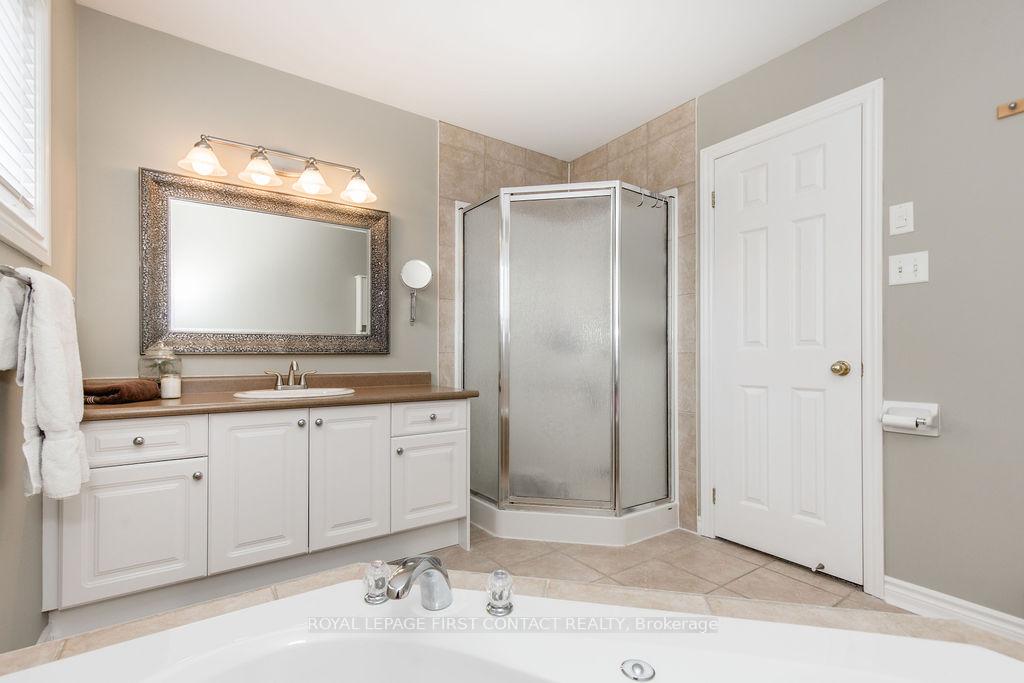 Photo 24 of 87 Stollar Boulevard, Barrie, Little Lake — HOMEH