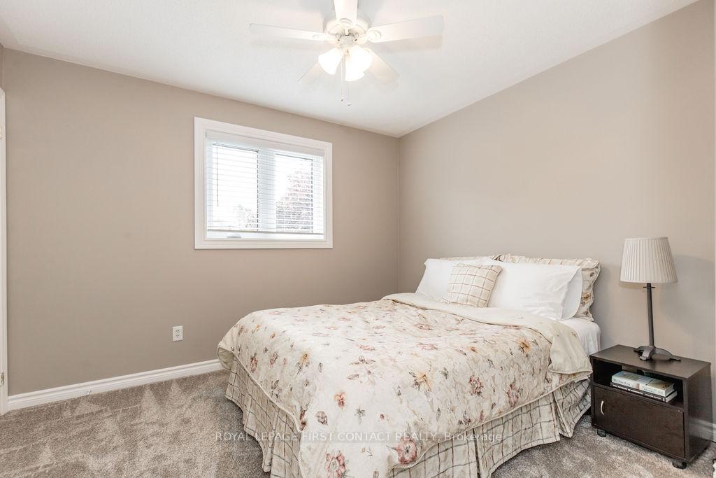 Photo 25 of 87 Stollar Boulevard, Barrie, Little Lake — HOMEH