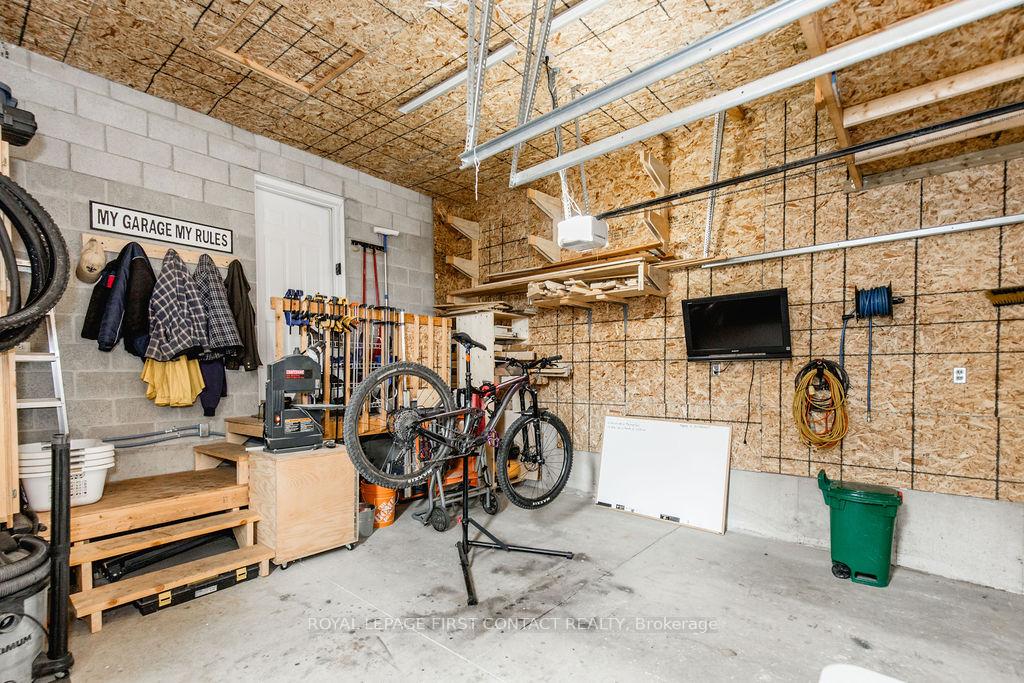 Photo 42 of 87 Stollar Boulevard, Barrie, Little Lake — HOMEH
