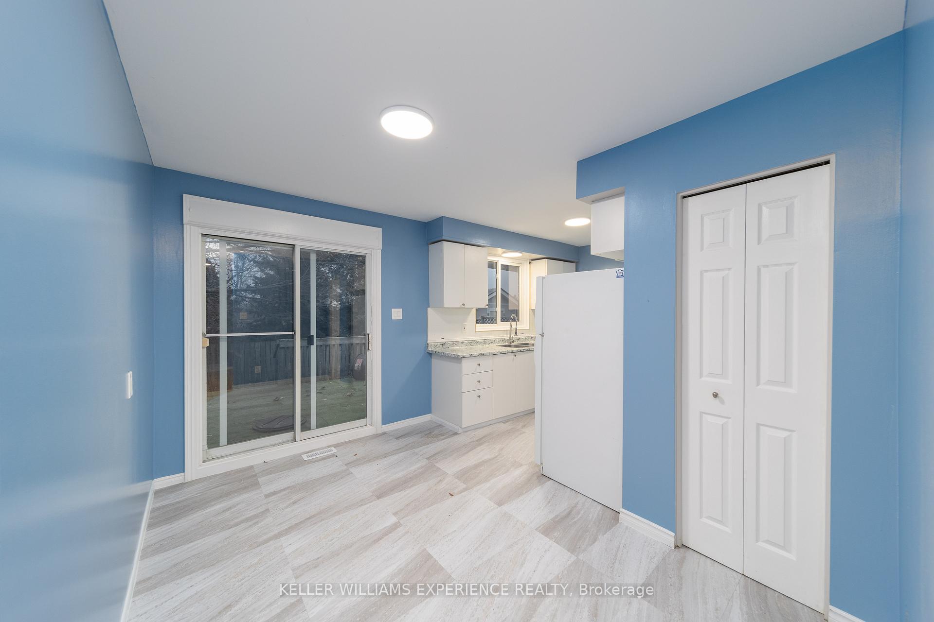 Photo 5 of 151 Cundles Road E, Barrie, Cundles East — HOMEH