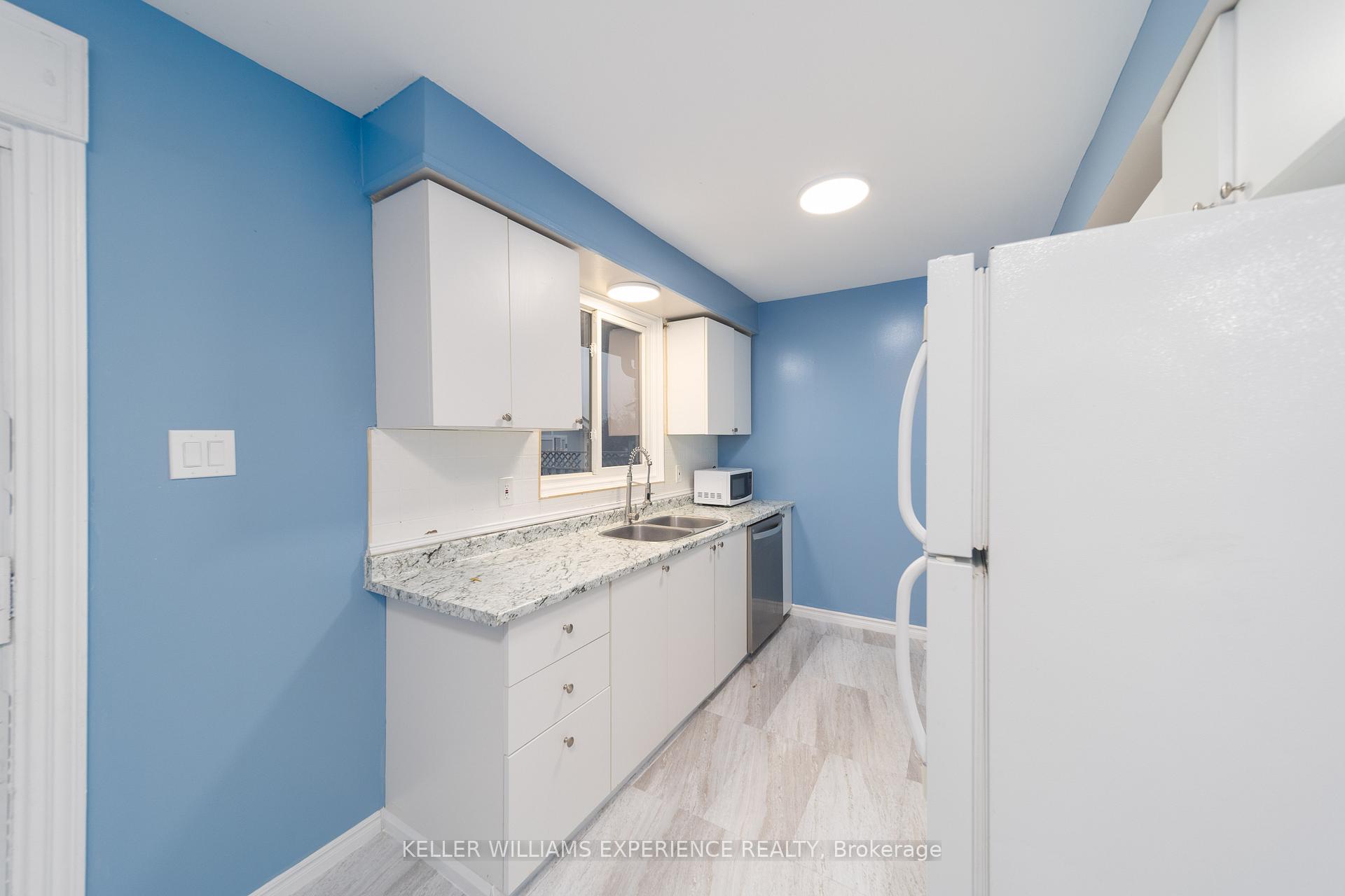 Photo 6 of 151 Cundles Road E, Barrie, Cundles East — HOMEH
