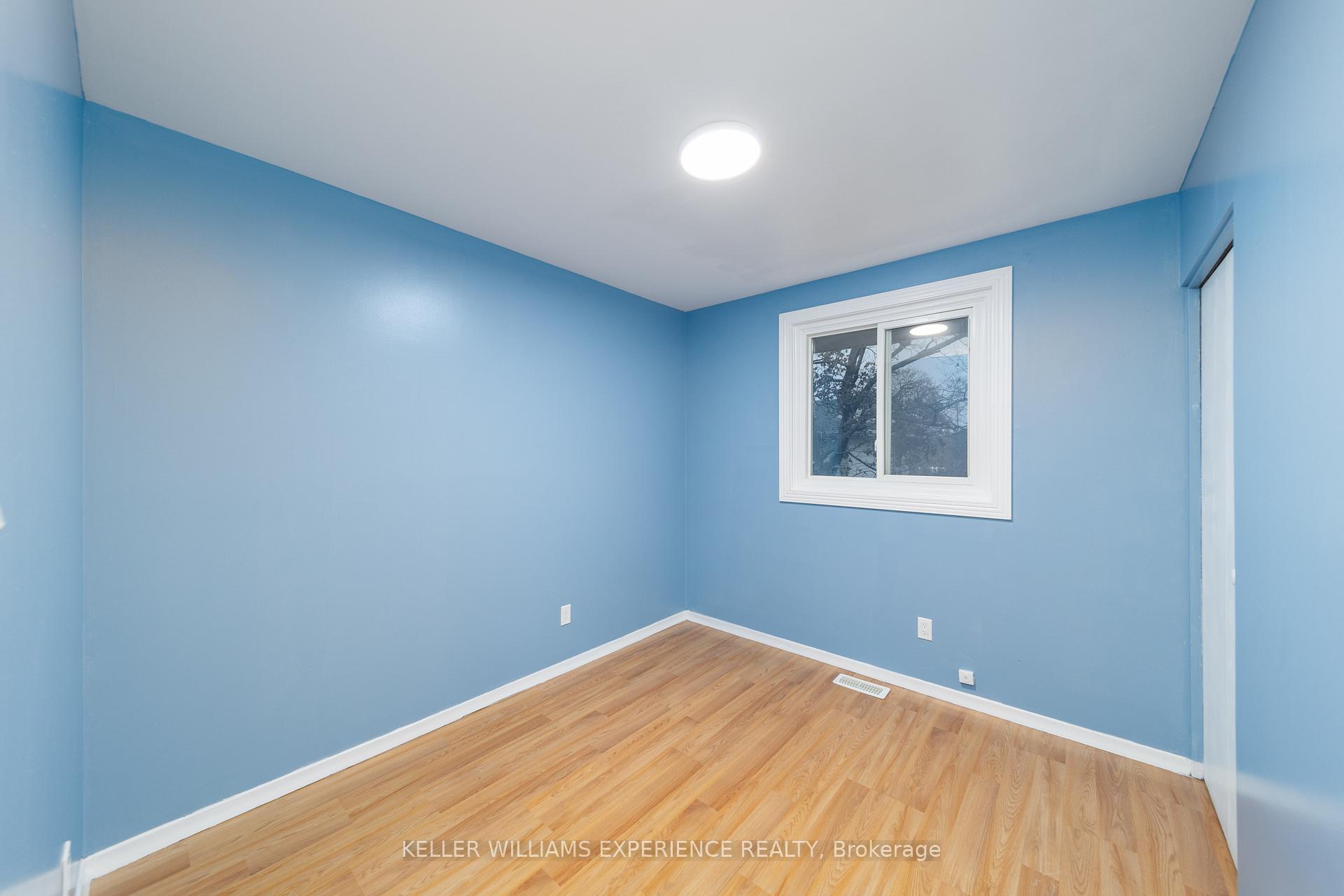 Photo 11 of 151 Cundles Road E, Barrie, Cundles East — HOMEH