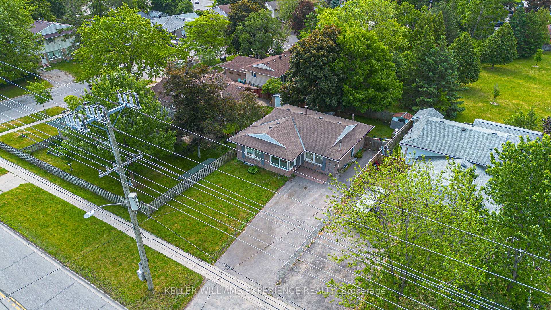 Photo 17 of 151 Cundles Road E, Barrie, Cundles East — HOMEH