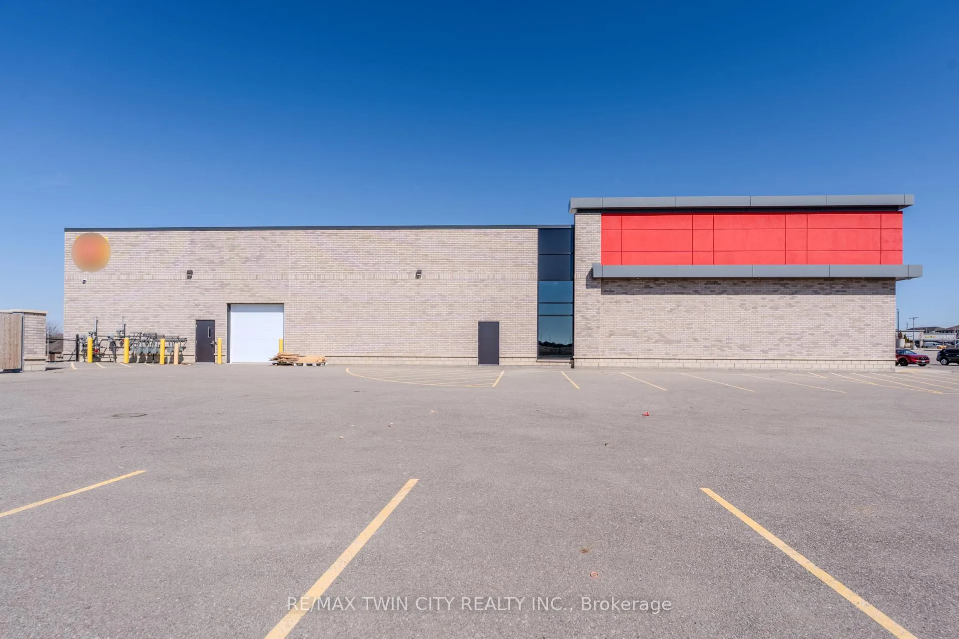 Photo 4 of 343 Pine St, Collingwood — HOMEH