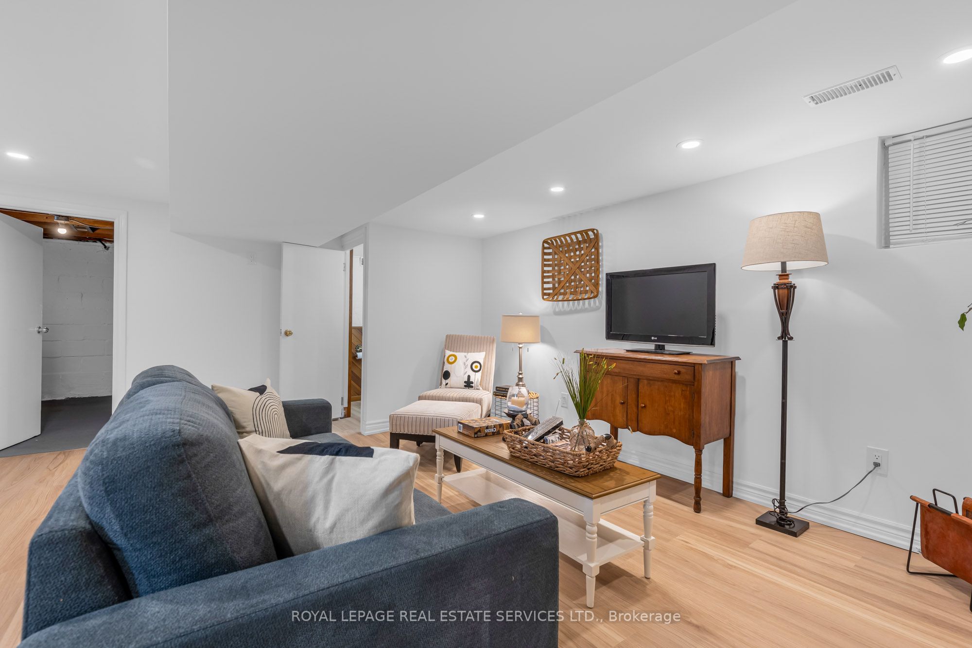 Photo 57 of 294 Cope Street, Hamilton, Homeside — HOMEH