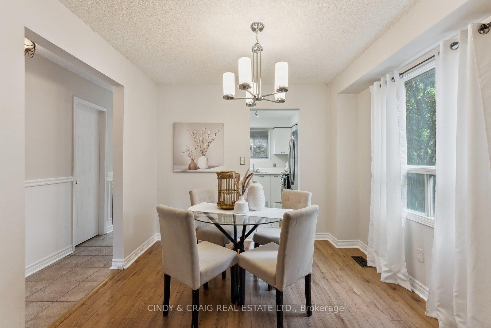 Photo 5 of 81 Beechnut Crescent, Clarington, Courtice — HOMEH