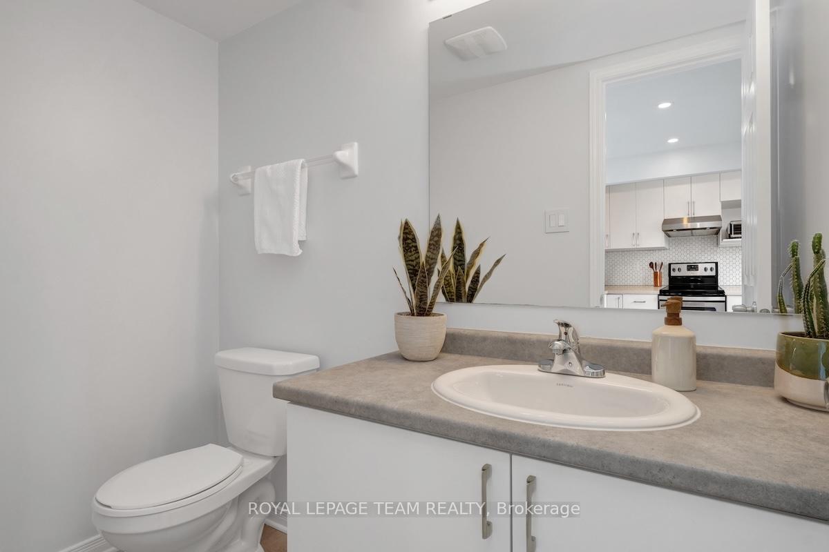 Photo 27 of 153 Camden Private, Ottawa, Barrhaven - Cedargrove/Fraserdale — HOMEH