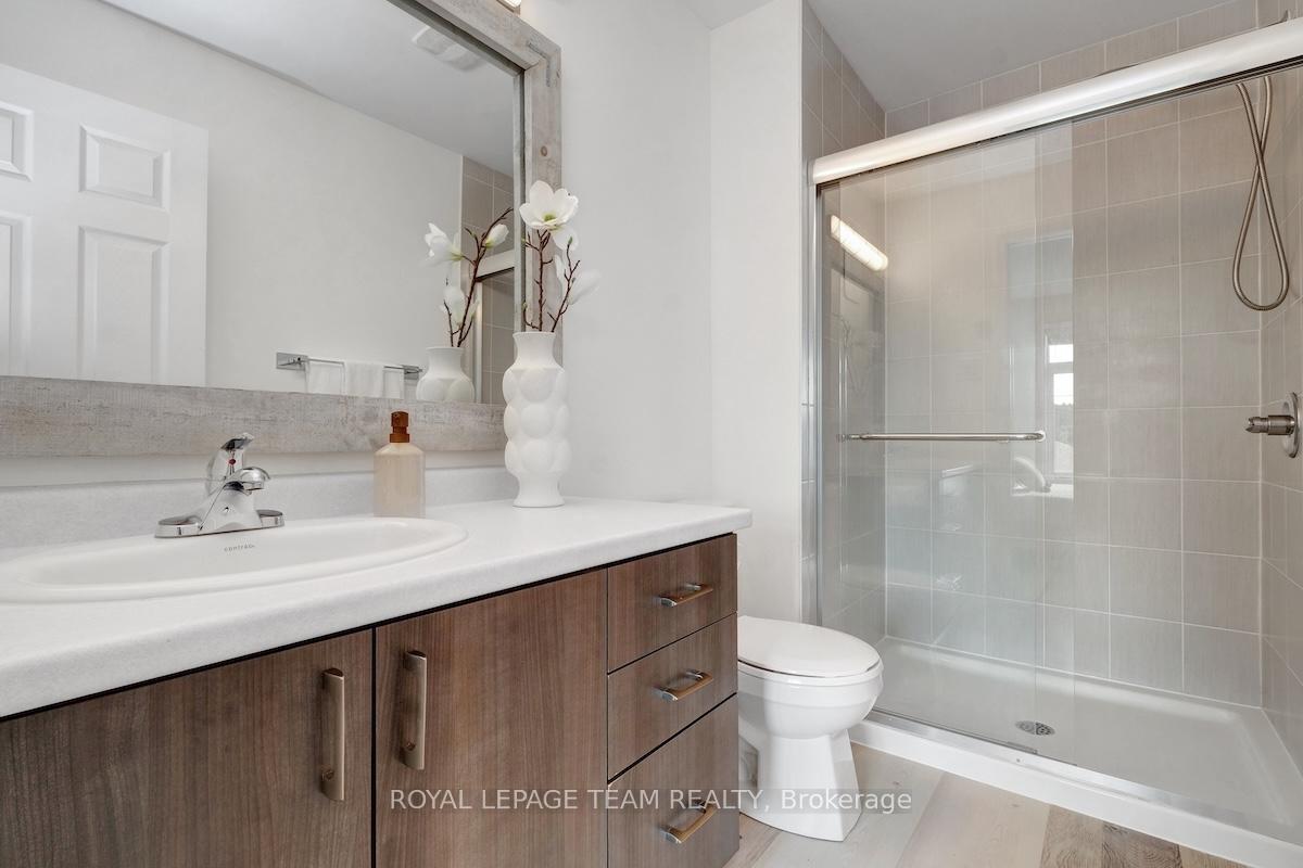 Photo 31 of 153 Camden Private, Ottawa, Barrhaven - Cedargrove/Fraserdale — HOMEH