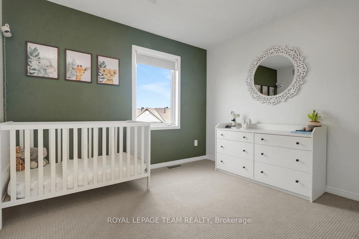 Photo 34 of 153 Camden Private, Ottawa, Barrhaven - Cedargrove/Fraserdale — HOMEH