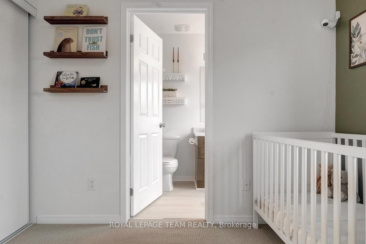 Photo 35 of 153 Camden Private, Ottawa, Barrhaven - Cedargrove/Fraserdale — HOMEH
