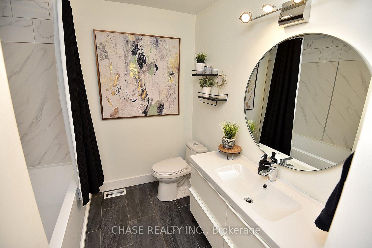 Photo 10 of 614 Upper Paradise Road, Hamilton, Fessenden — HOMEH