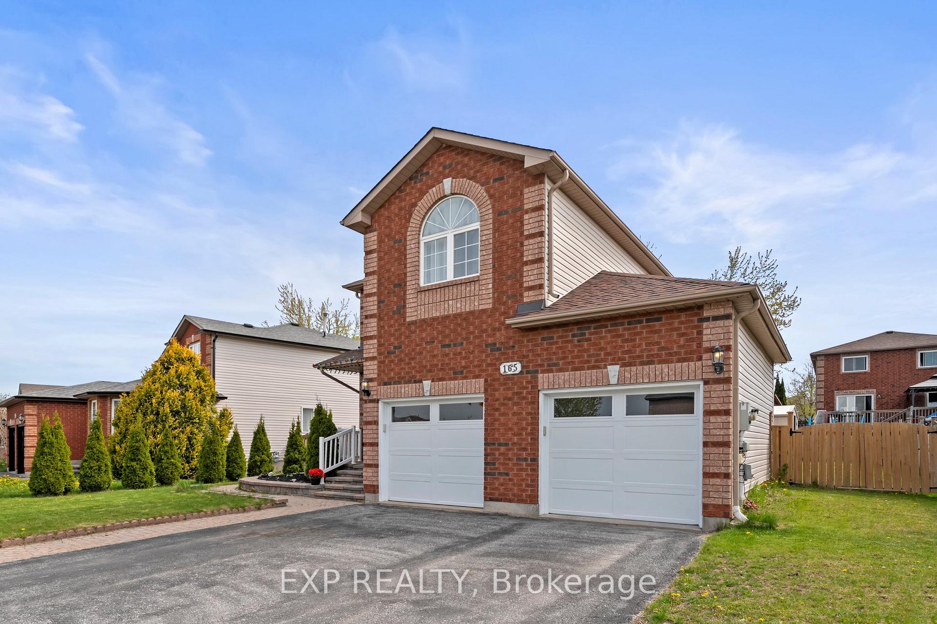 Photo 3 of 165 Marsellus Drive, Barrie, Holly — HOMEH