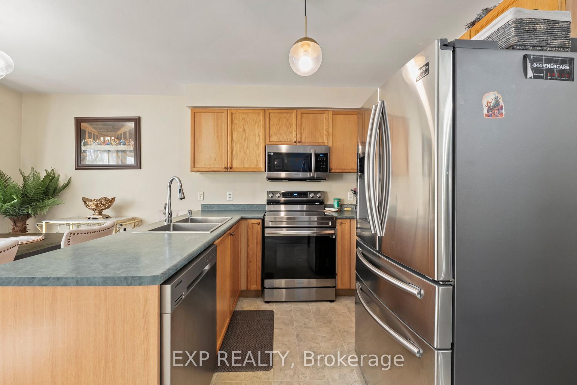 Photo 12 of 165 Marsellus Drive, Barrie, Holly — HOMEH