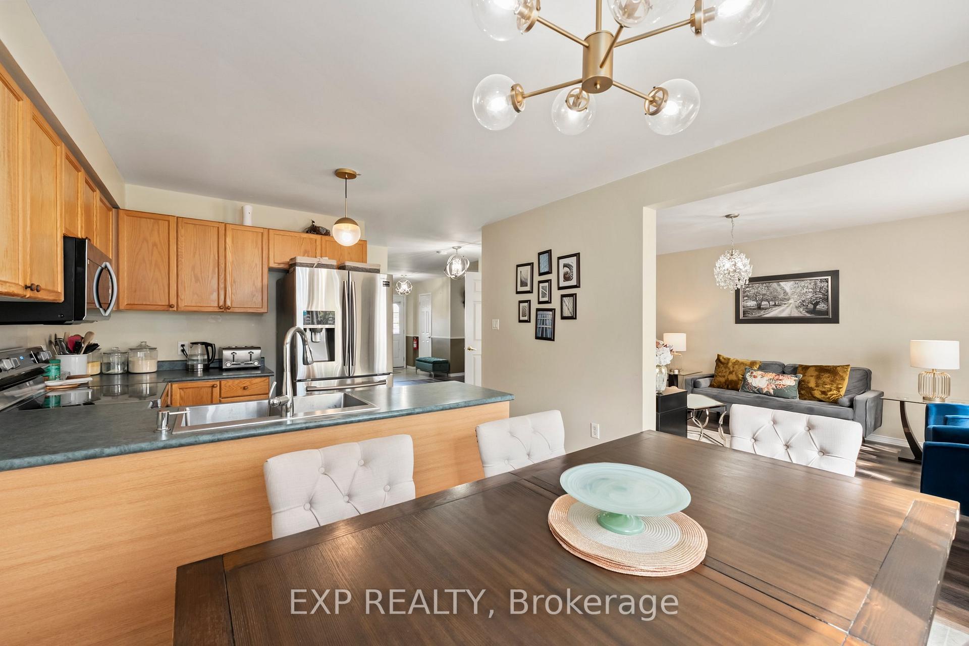 Photo 15 of 165 Marsellus Drive, Barrie, Holly — HOMEH