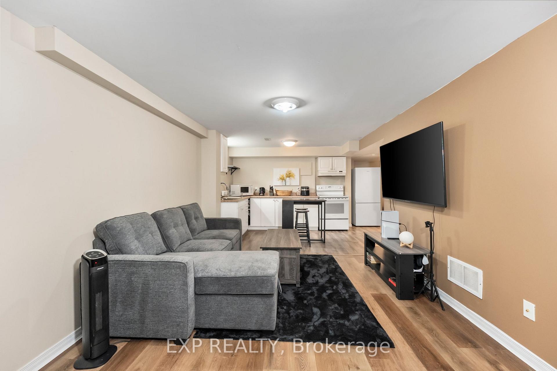 Photo 33 of 165 Marsellus Drive, Barrie, Holly — HOMEH