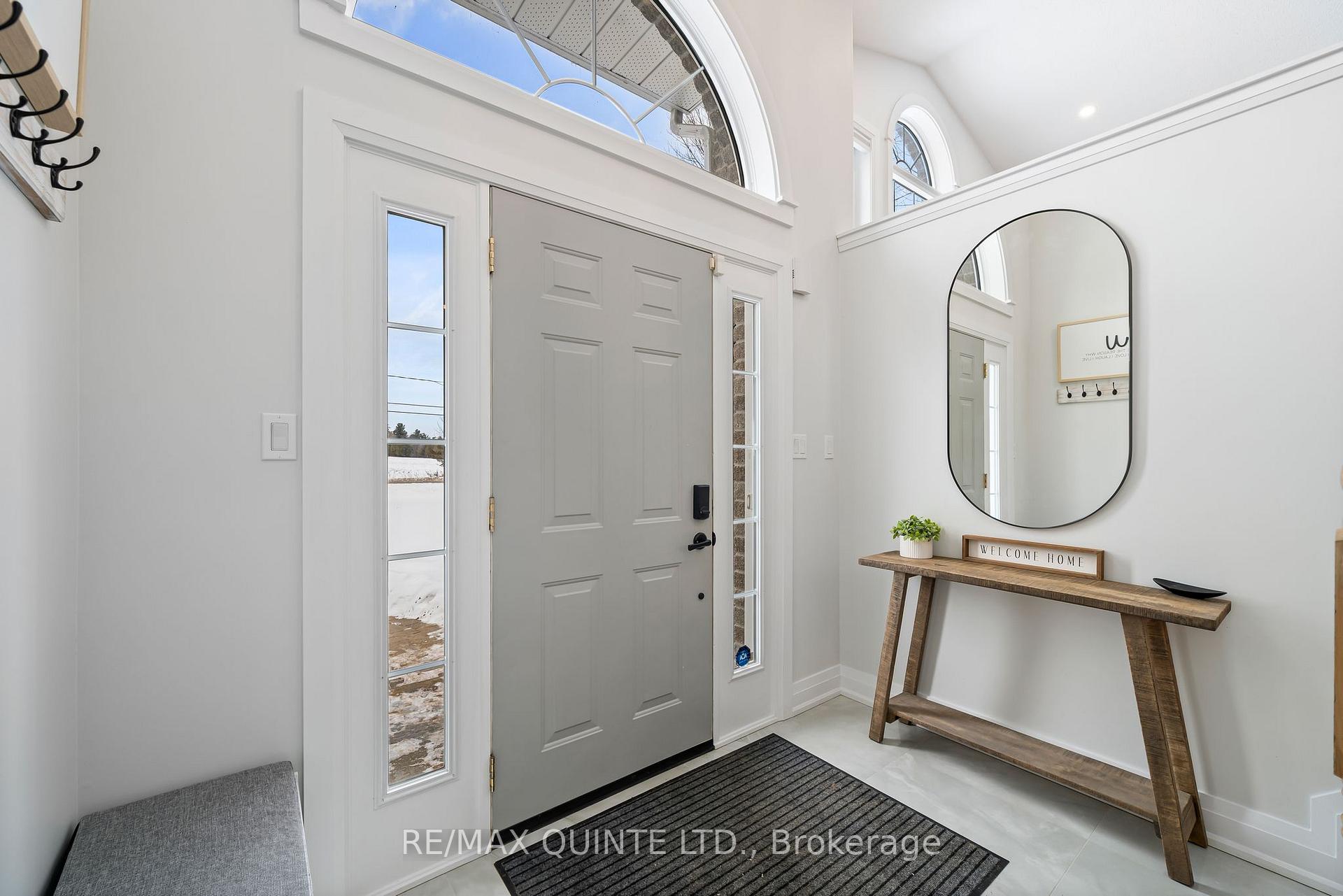 Photo 4 of 544 Townsend Road, Belleville, Thurlow Ward — HOMEH