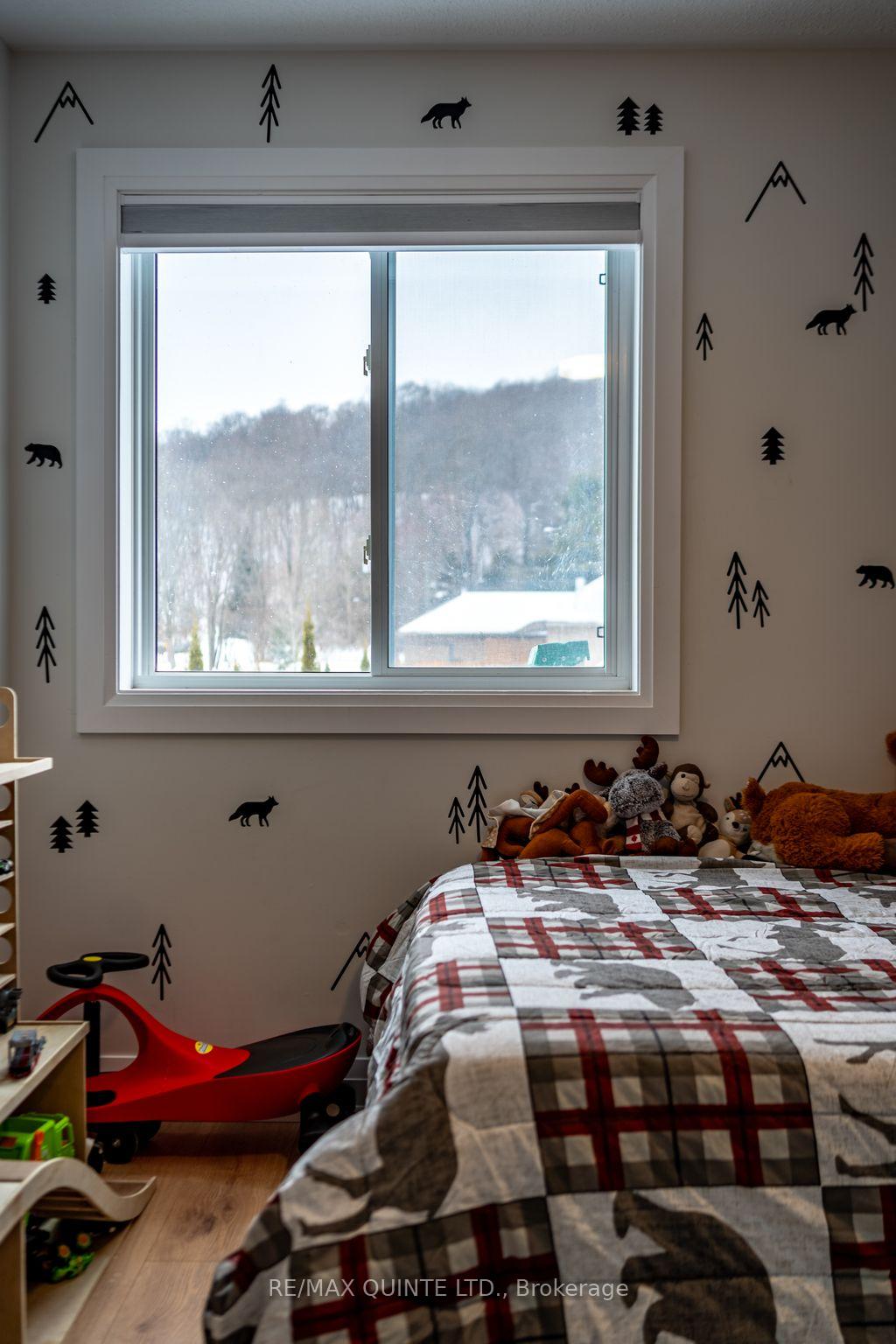 Photo 20 of 544 Townsend Road, Belleville, Thurlow Ward — HOMEH