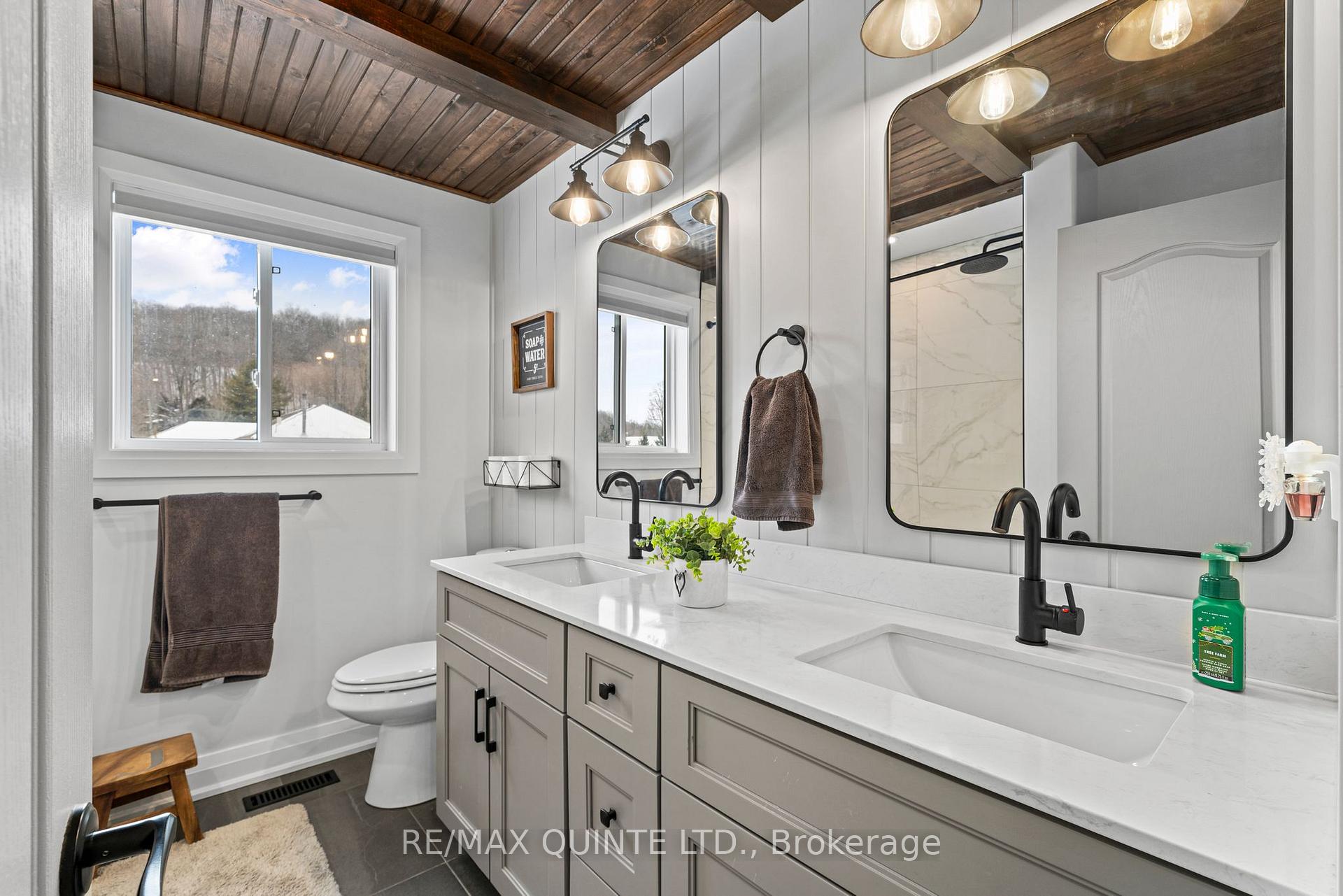 Photo 27 of 544 Townsend Road, Belleville, Thurlow Ward — HOMEH