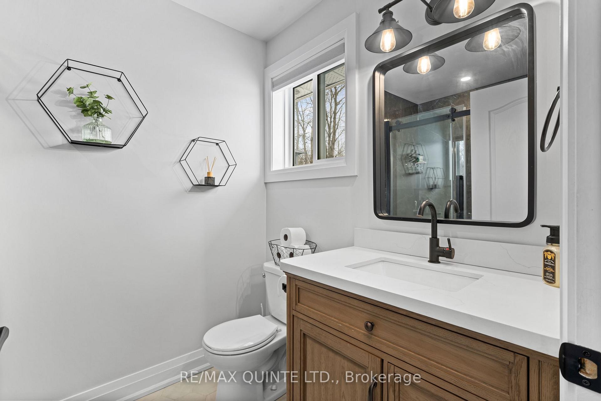 Photo 32 of 544 Townsend Road, Belleville, Thurlow Ward — HOMEH