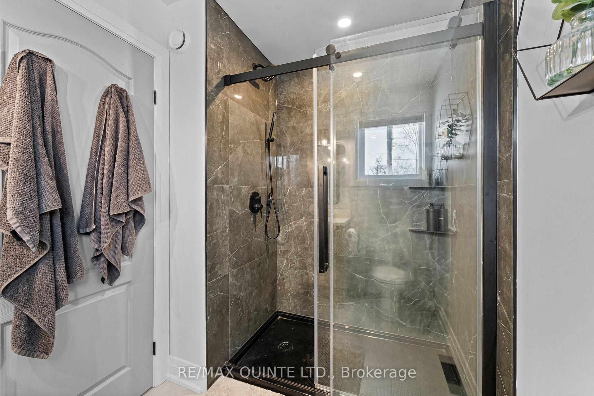 Photo 34 of 544 Townsend Road, Belleville, Thurlow Ward — HOMEH