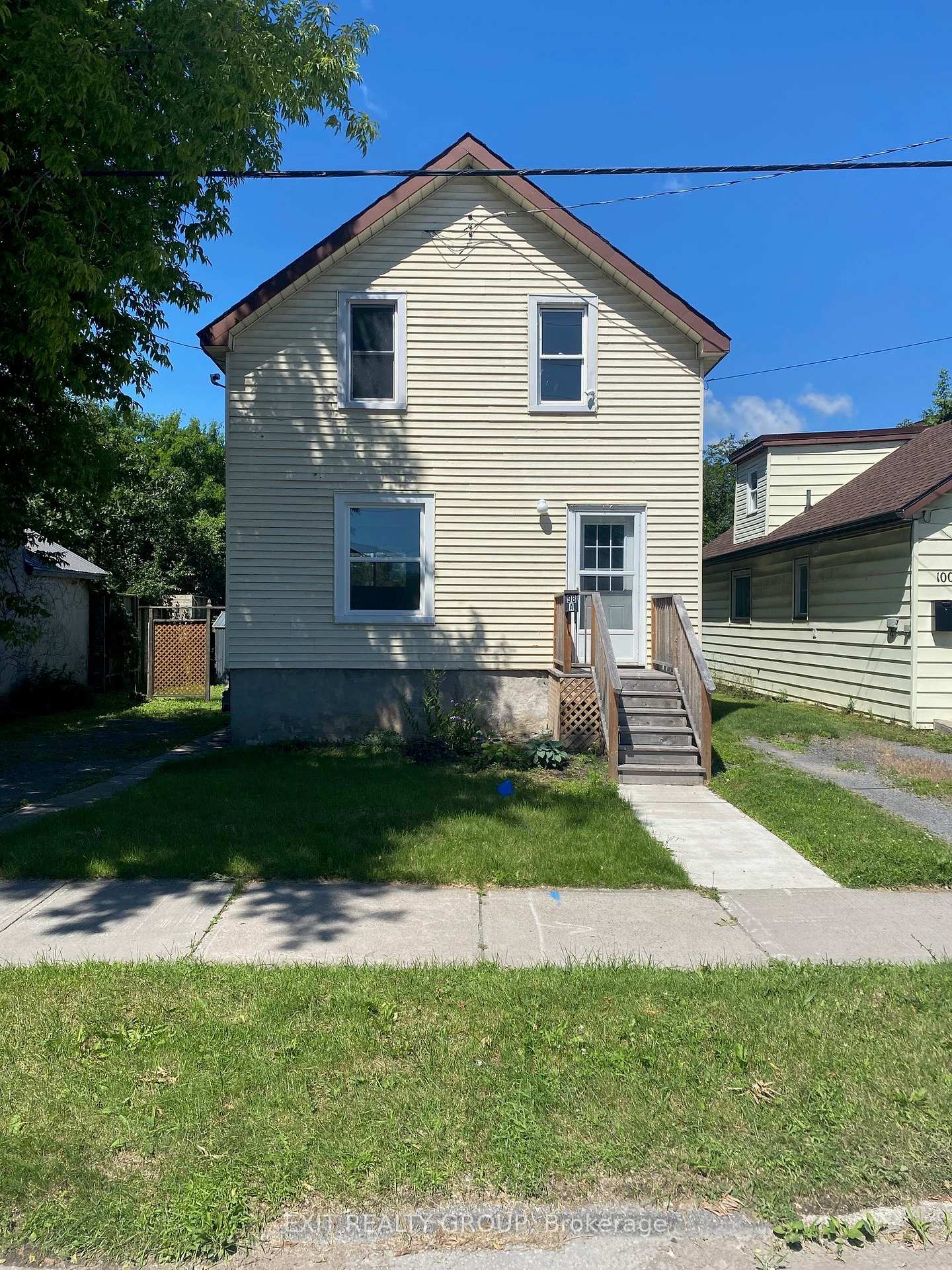 Front of 98 Cannifton Road