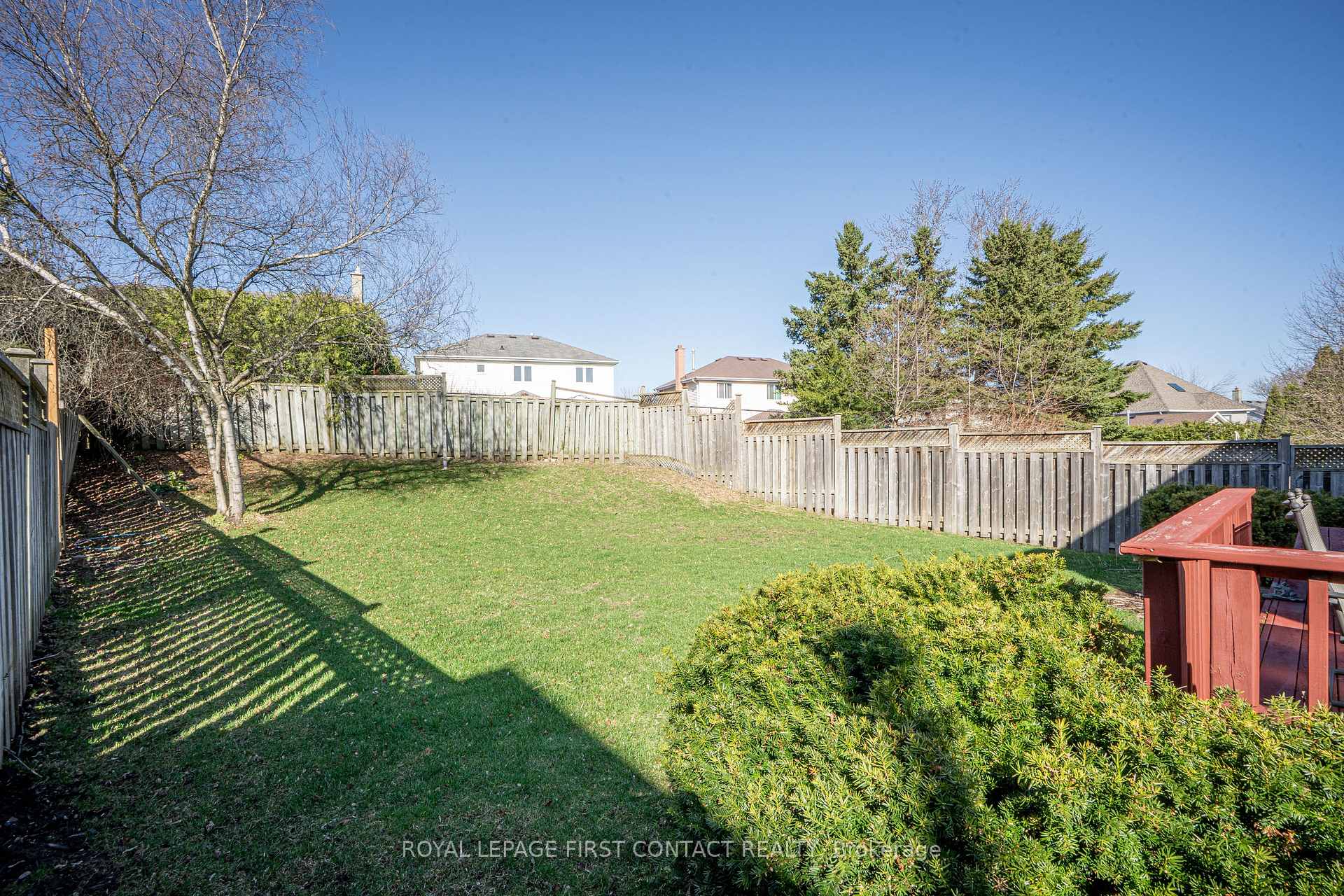 Photo 22 of 272 Dodson Road, Barrie, Innis-Shore — HOMEH