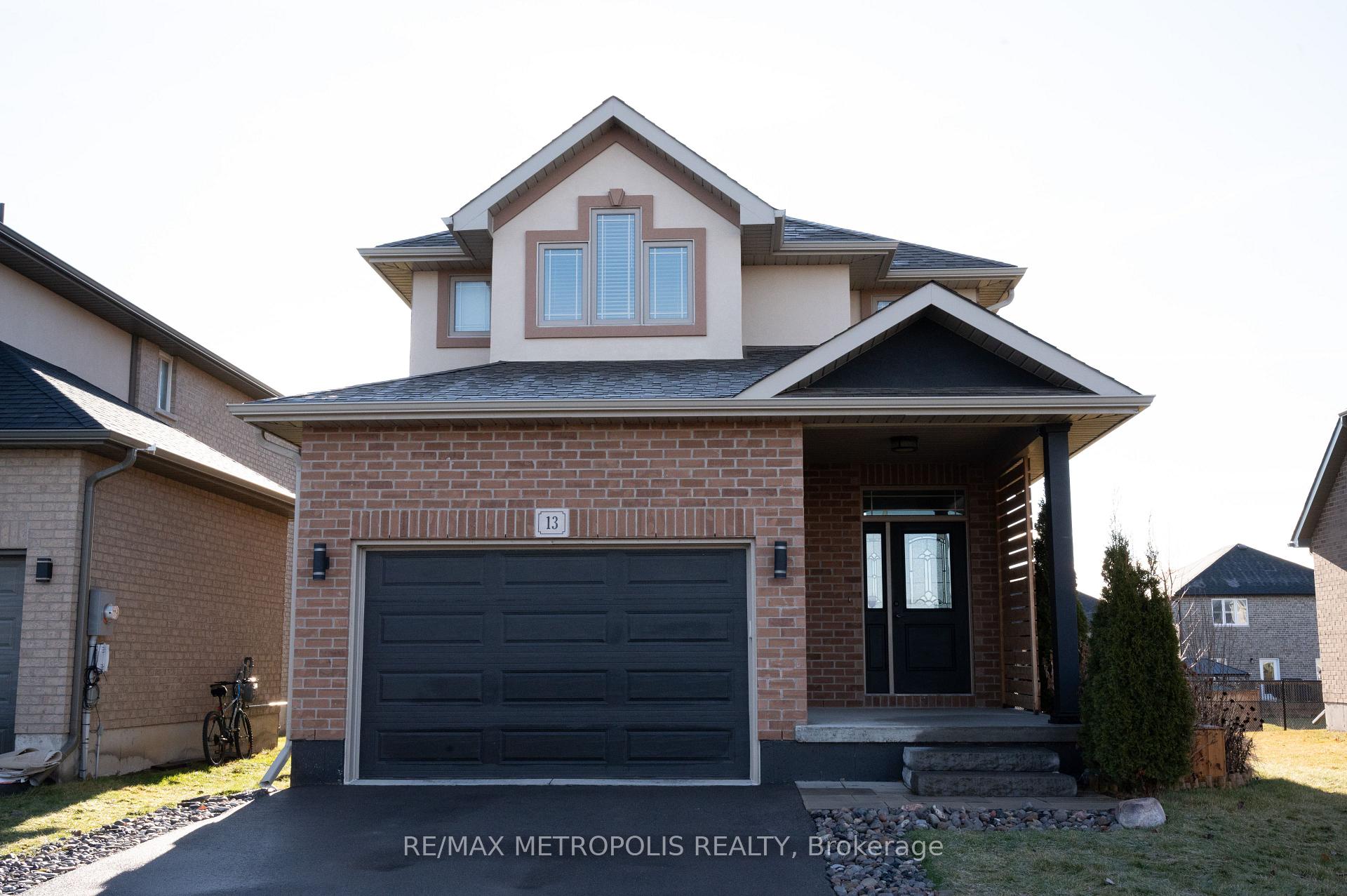 Photo 1 of 13 Cottonwood Drive, Belleville, Thurlow Ward — HOMEH