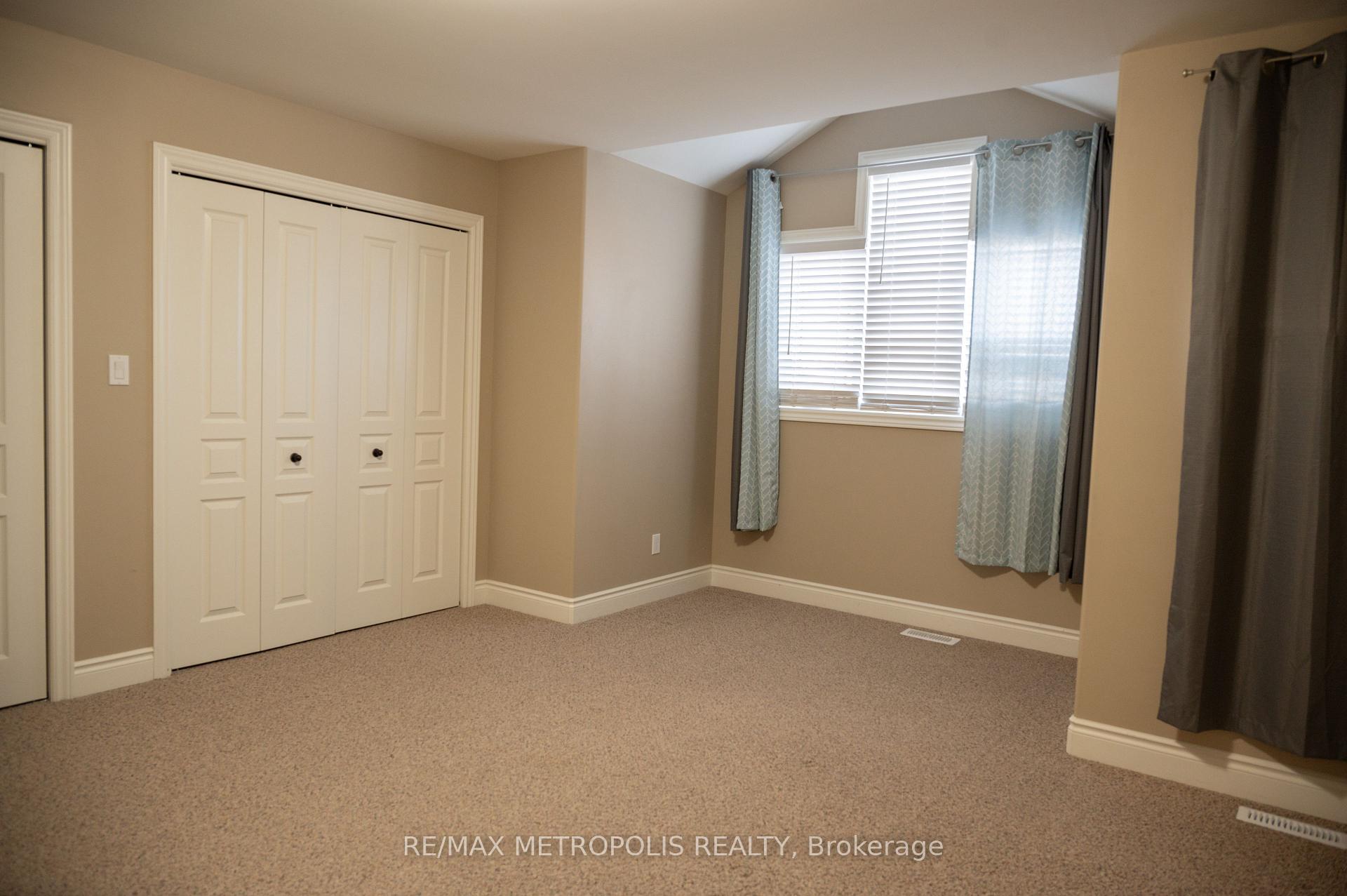 Photo 7 of 13 Cottonwood Drive, Belleville, Thurlow Ward — HOMEH