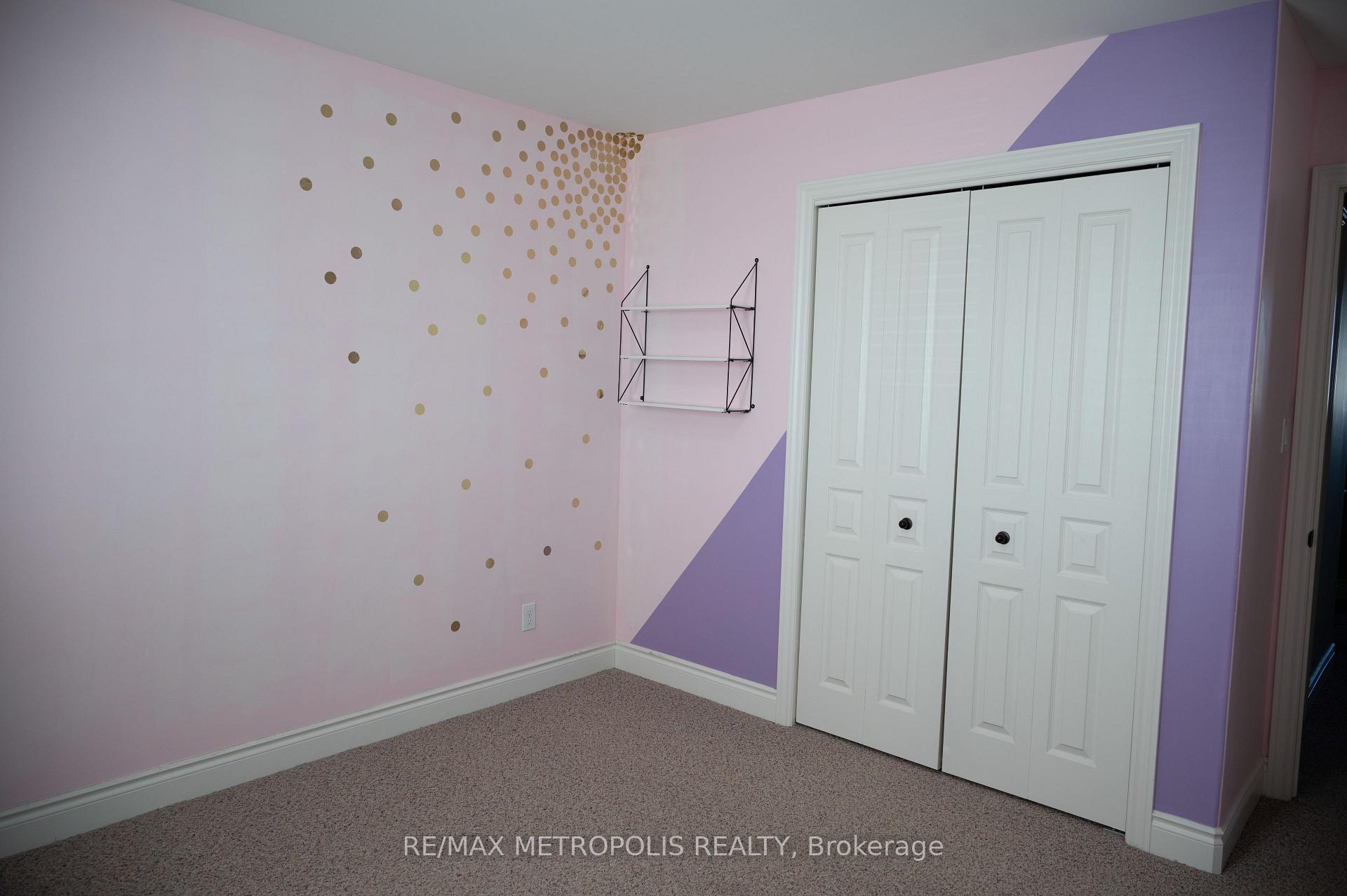 Photo 9 of 13 Cottonwood Drive, Belleville, Thurlow Ward — HOMEH