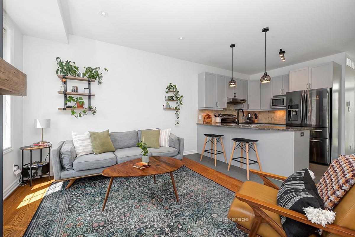 Photo 6 of 978 Hooper Street, Ottawa, Carlington — HOMEH