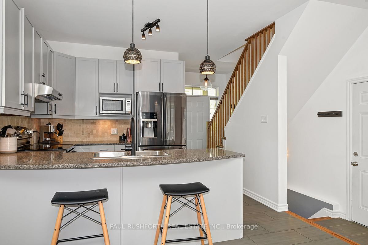 Photo 8 of 978 Hooper Street, Ottawa, Carlington — HOMEH