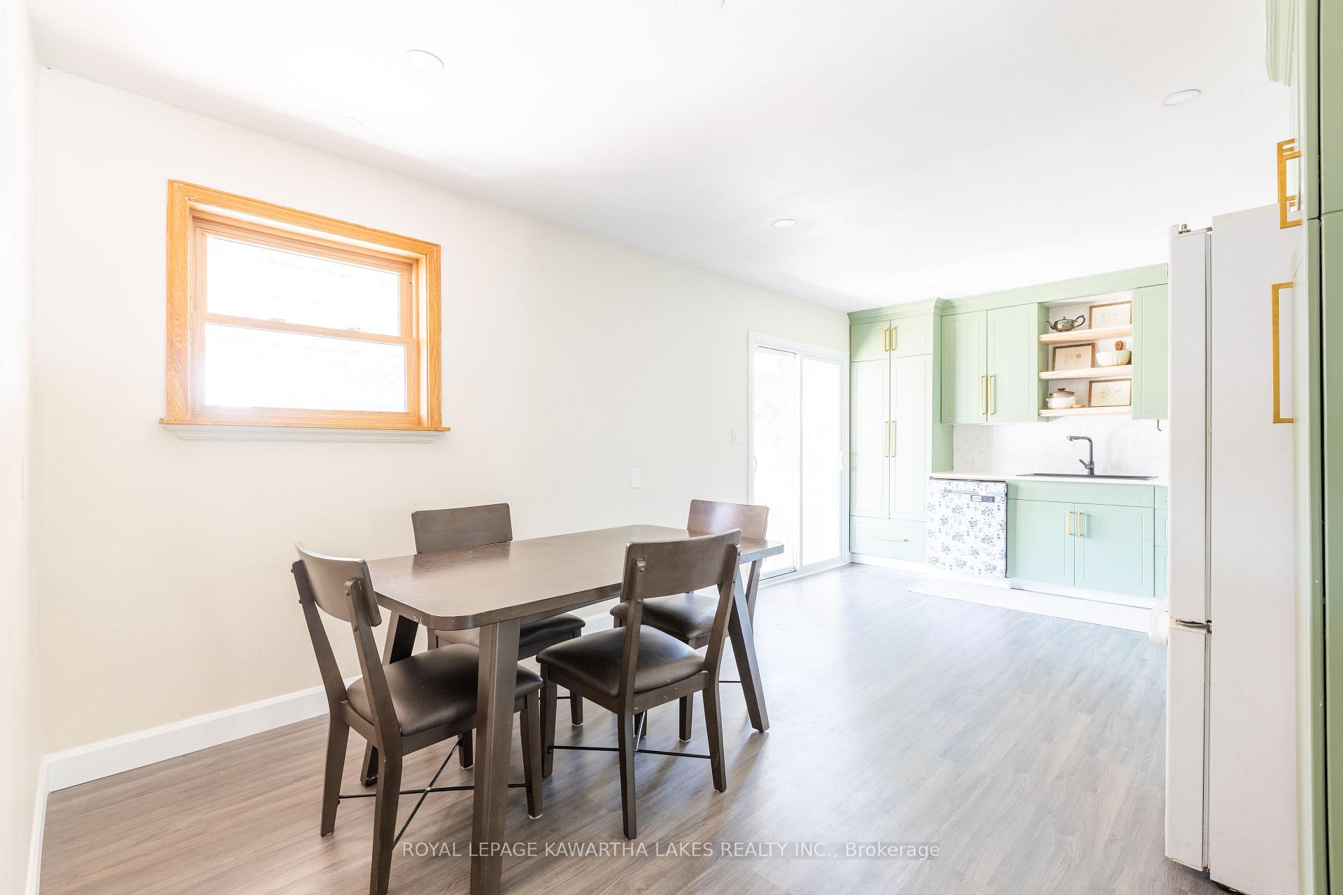 Photo 4 of 446 Dundas Street, Brock, Beaverton — HOMEH