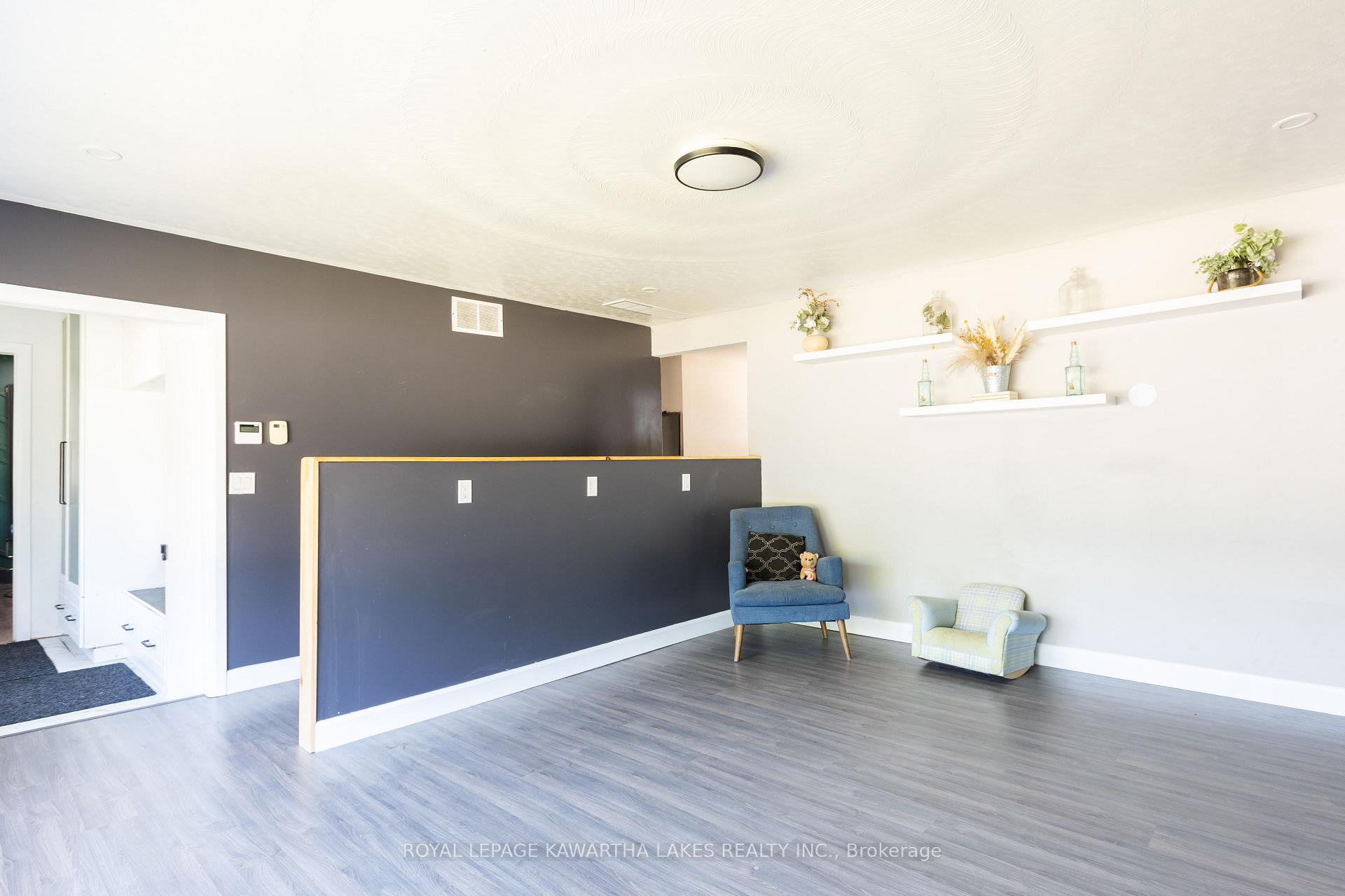 Photo 8 of 446 Dundas Street, Brock, Beaverton — HOMEH