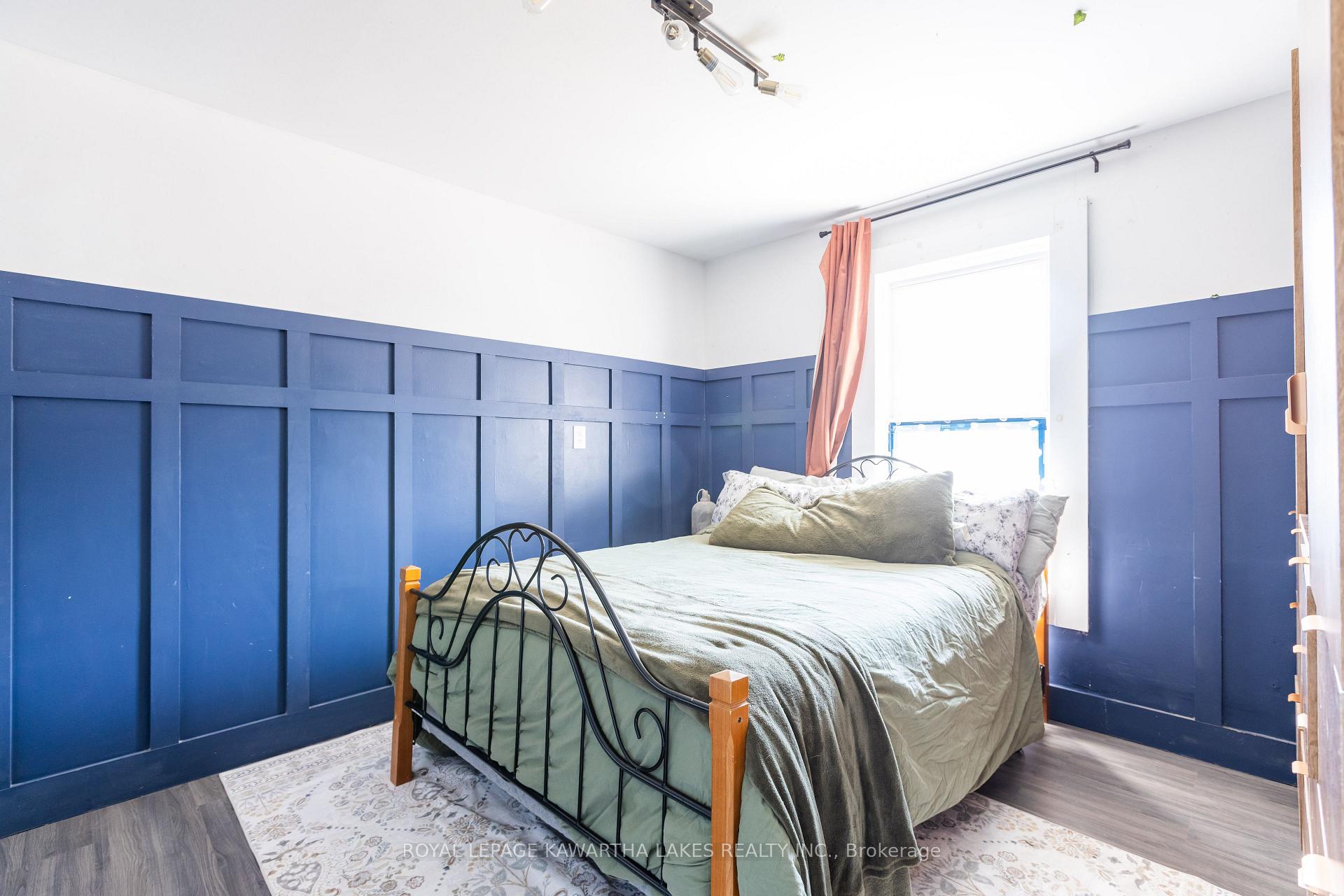 Photo 7 of 446 Dundas Street, Brock, Beaverton — HOMEH