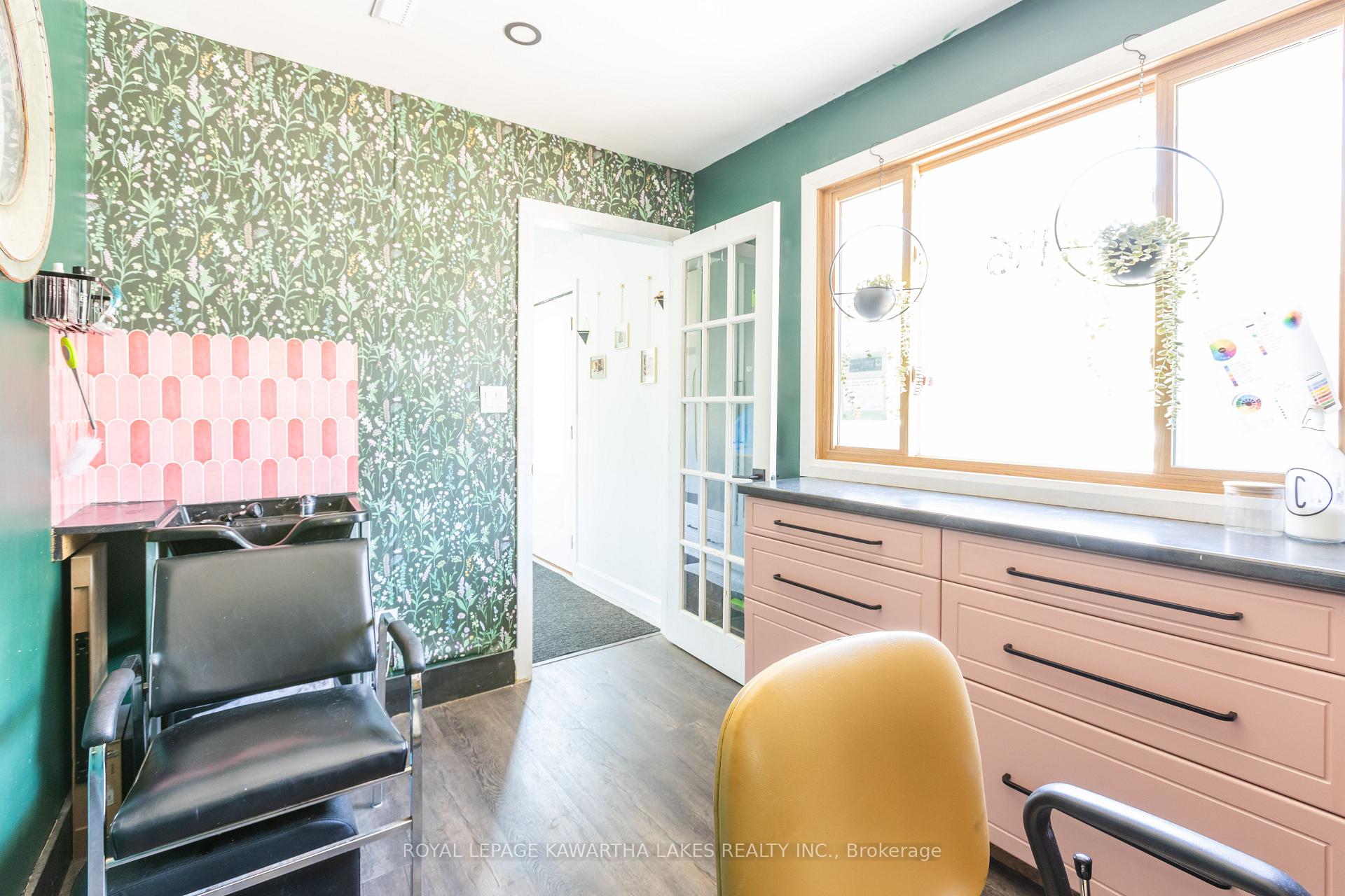 Photo 29 of 446 Dundas Street, Brock, Beaverton — HOMEH