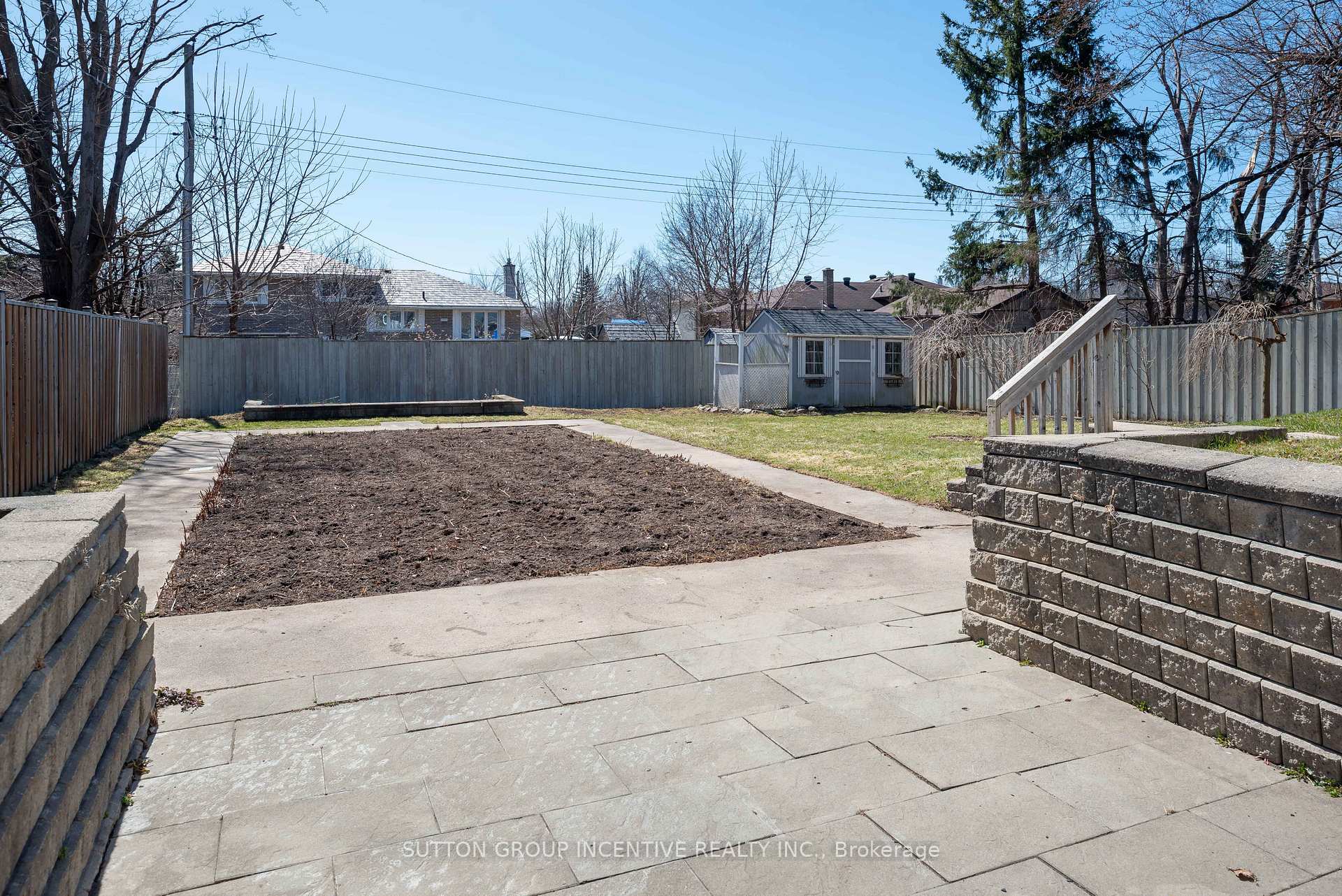 Photo 9 of 69 Ottaway Avenue, Barrie, Wellington — HOMEH