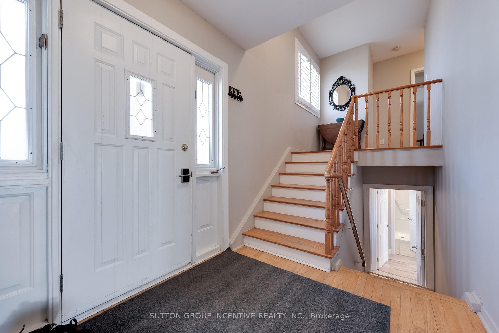 Photo 10 of 69 Ottaway Avenue, Barrie, Wellington — HOMEH