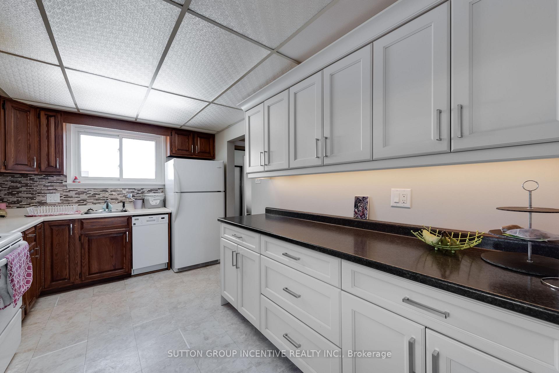 Photo 20 of 69 Ottaway Avenue, Barrie, Wellington — HOMEH