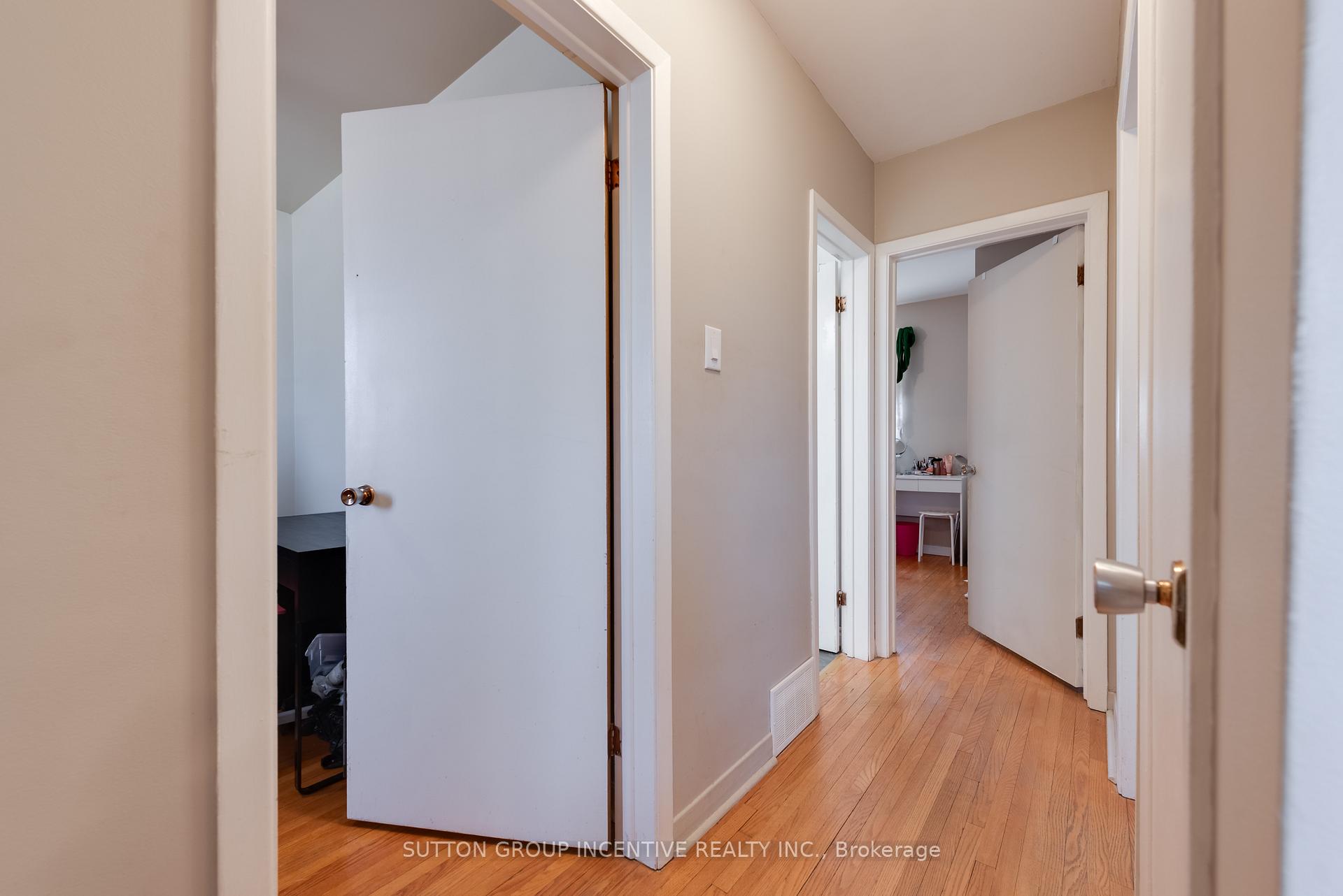 Photo 22 of 69 Ottaway Avenue, Barrie, Wellington — HOMEH