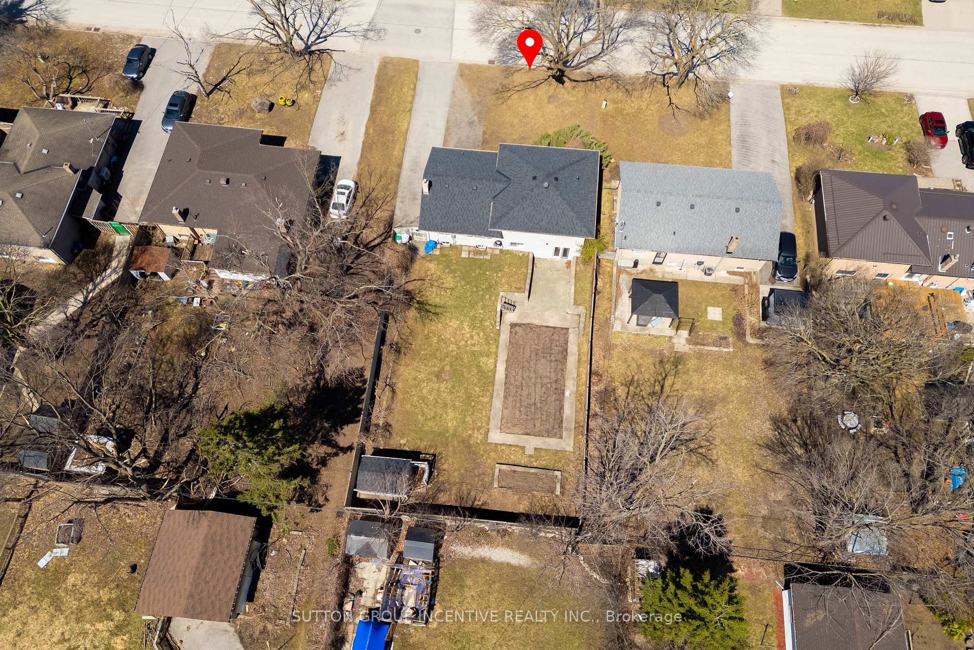Photo 48 of 69 Ottaway Avenue, Barrie, Wellington — HOMEH