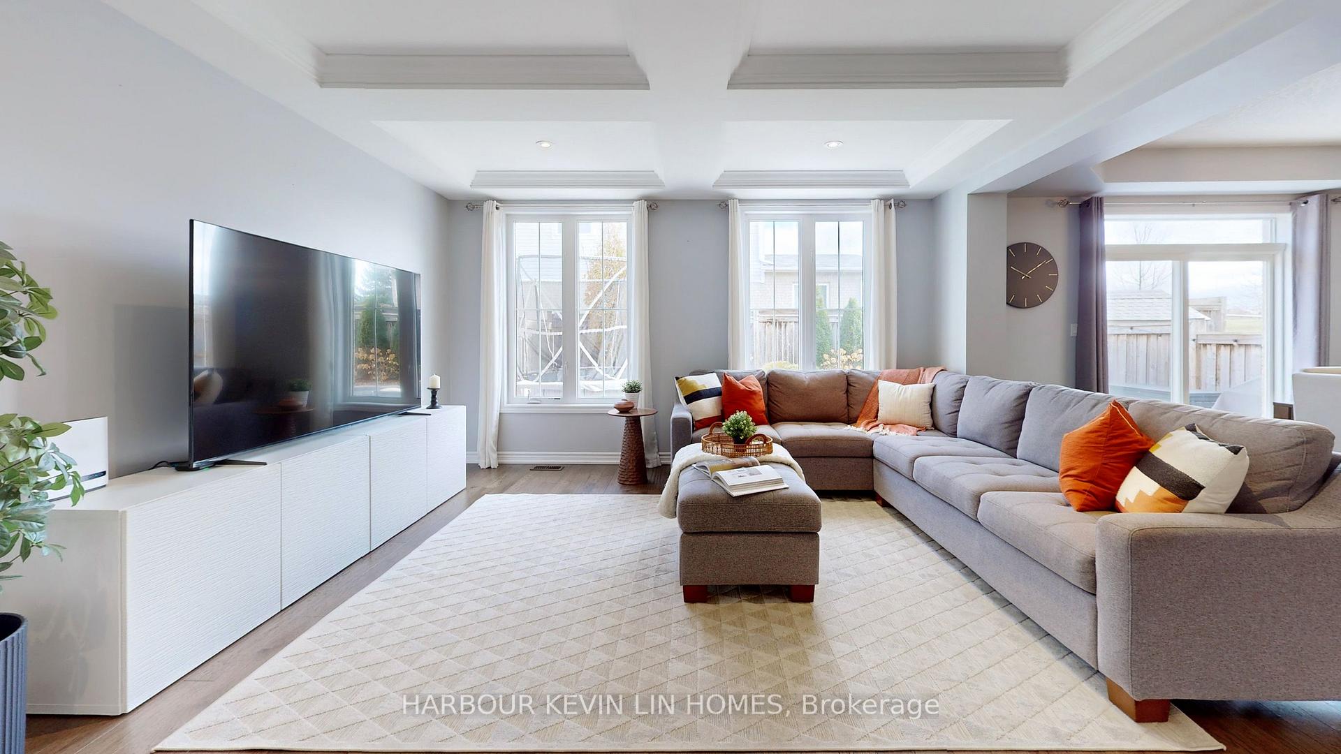 Photo 6 of 115 Roy Nichols Drive, Clarington, Courtice — HOMEH